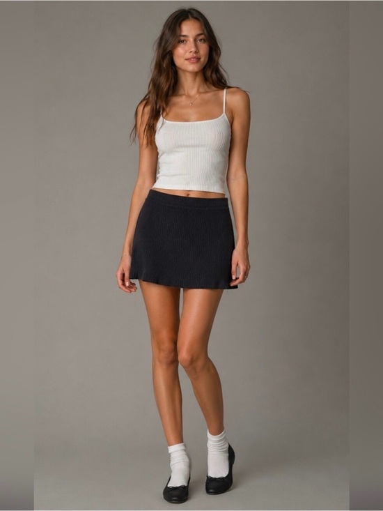 Reformation Dresses & Skirts - Reformation Ribbed Mini Skirt in Black Size Medium NWOT